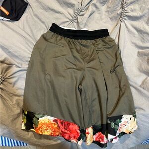 Nike floral basketball shorts size large